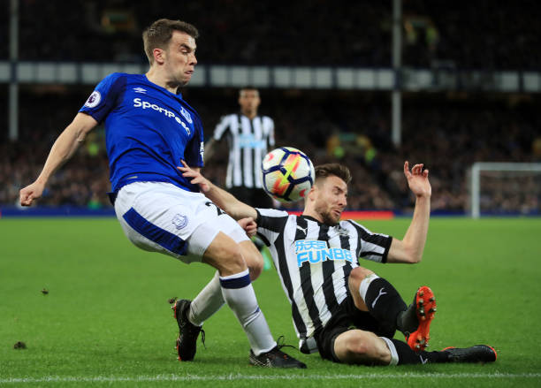 他们以4比 他们以4比