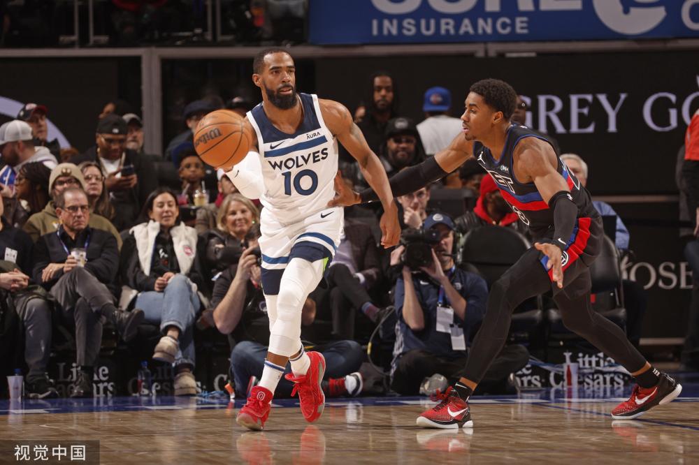 中国足球的 中国足球的