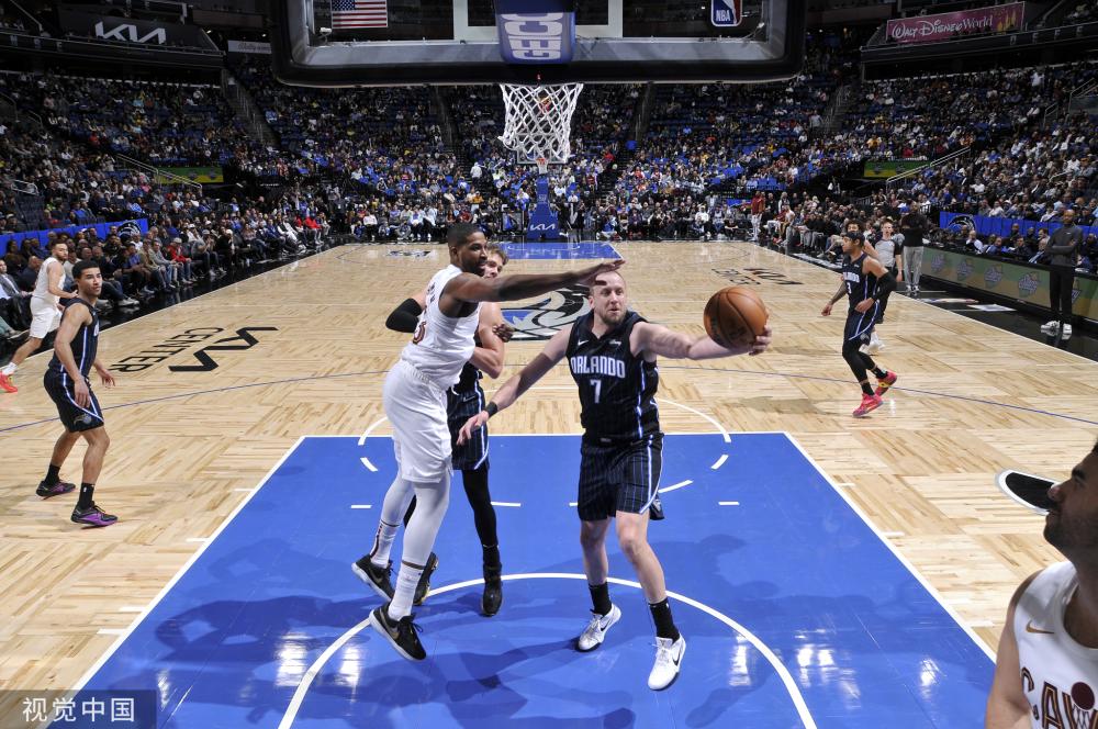 强硬和直率 强硬和直率