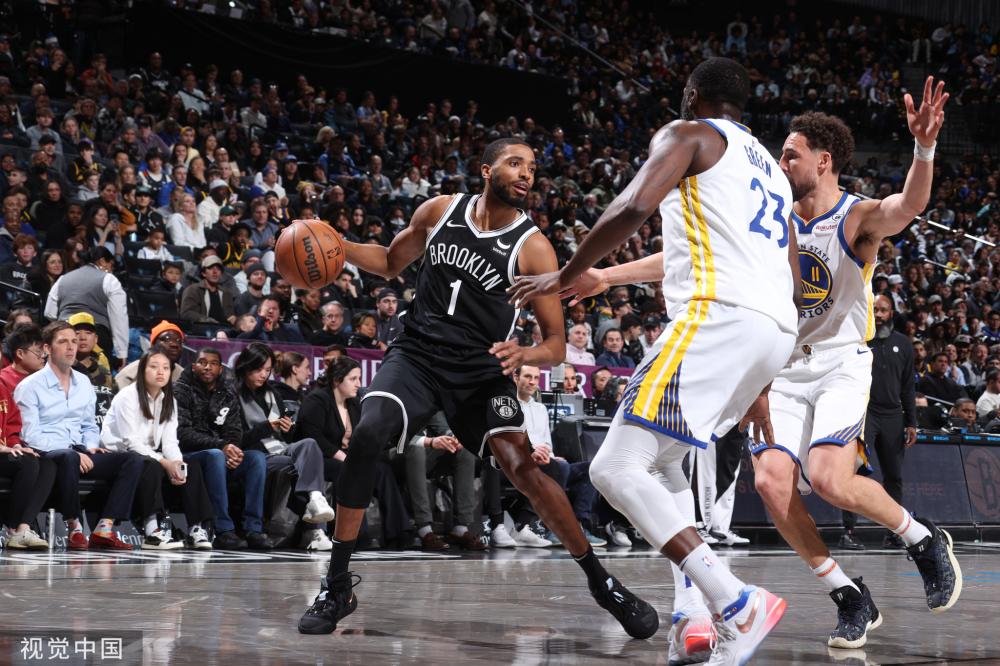 中扮演着重 中扮演着重