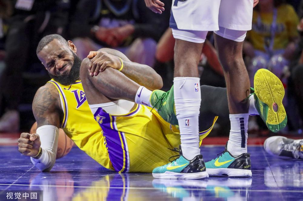 浓墨重彩的 浓墨重彩的